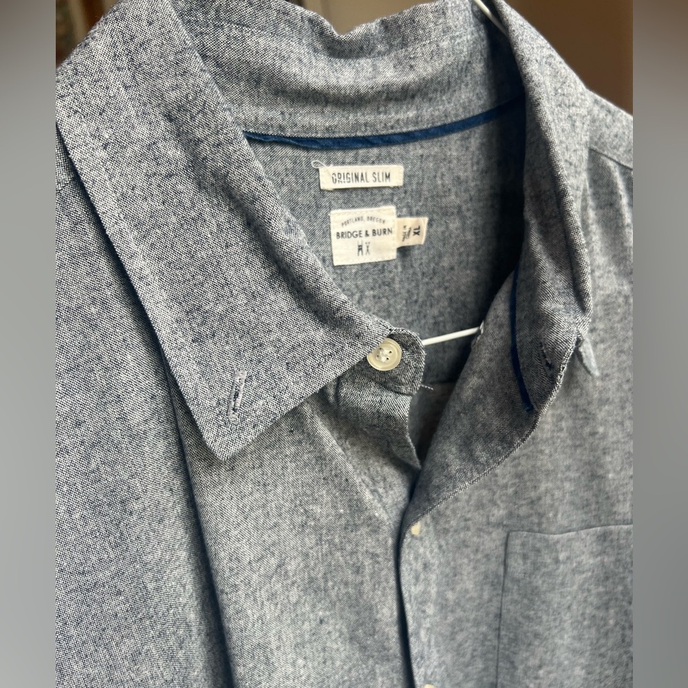 Bridge & Burn Men's Gray Casual Button Down Shirt